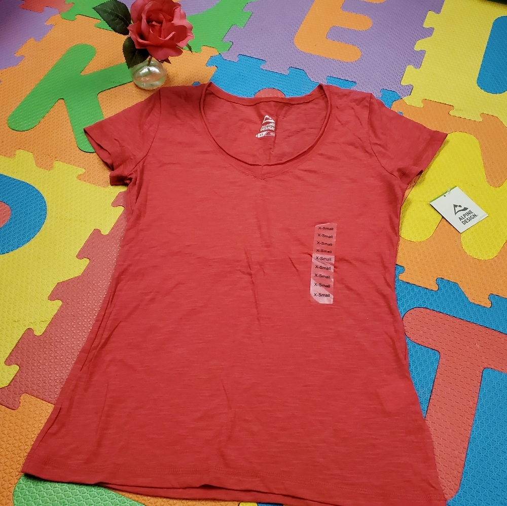 🆕️Alpine Design Top
